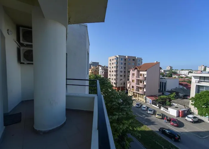 Hotel Cora