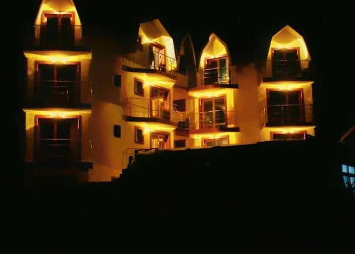Vila Golful Francezului Schitu, România