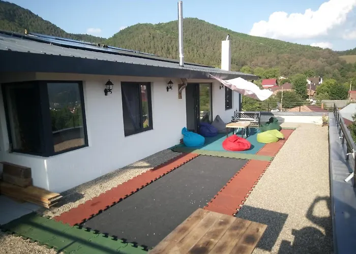 Casa Prieteniei - Cazare
