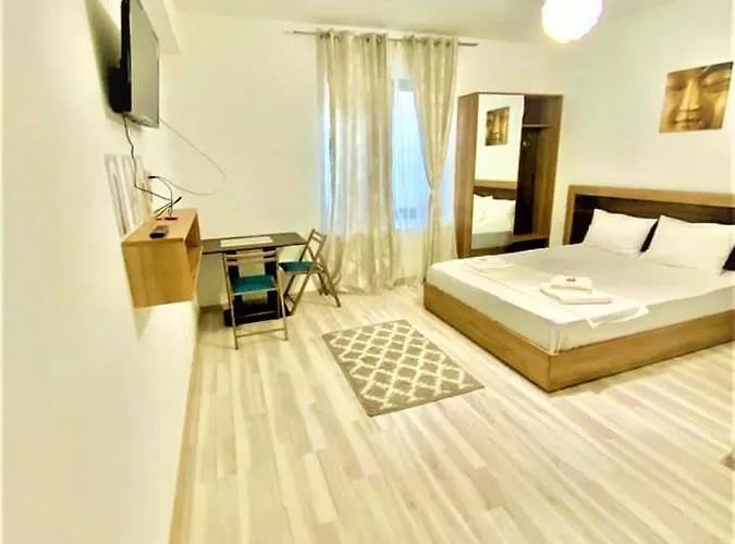 Ipsilanti House