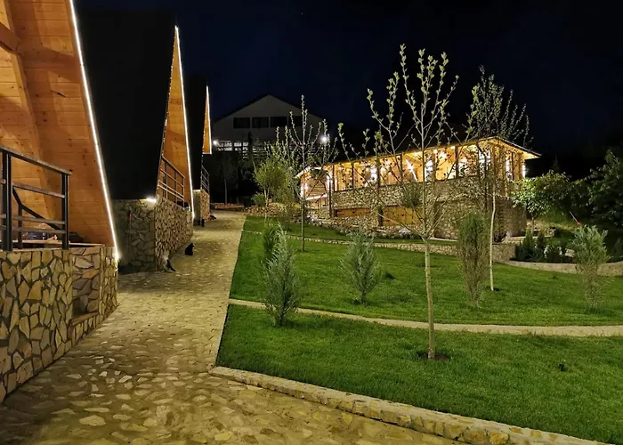 Valea cu Dor Verde Parscov, România