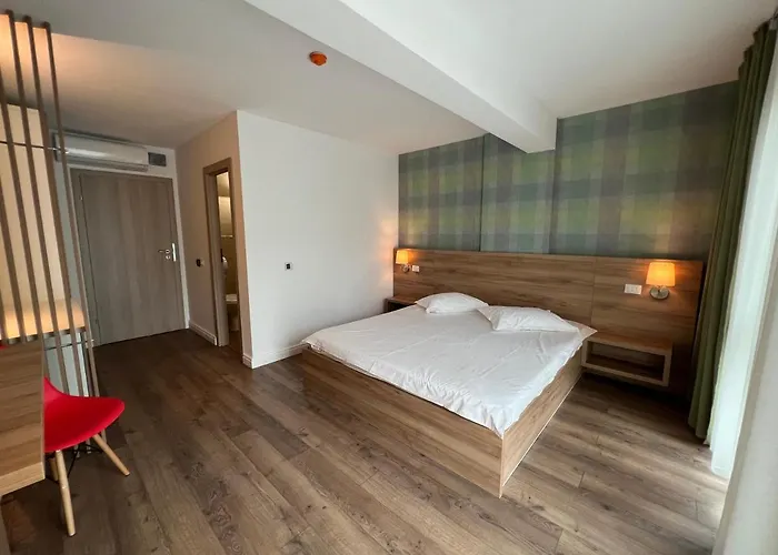Hotel Ceramica