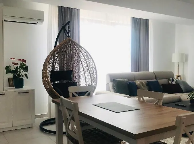 New Apartment Cartier Albert @ Ploiesti Nord, România