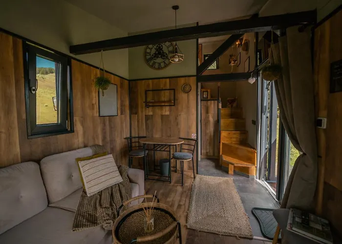 Tripsylvania Tiny House Fili Şirnea, România