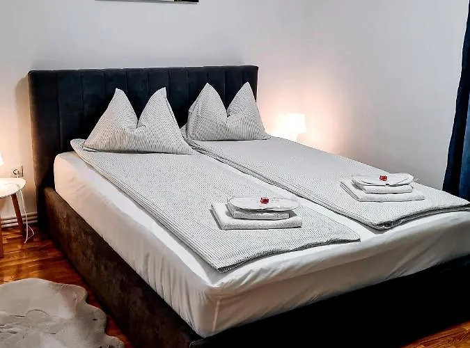 Apartament Alina - la parter&parcare rezervata