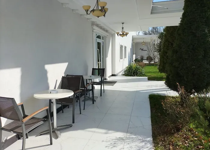 Hostel Orhideea
