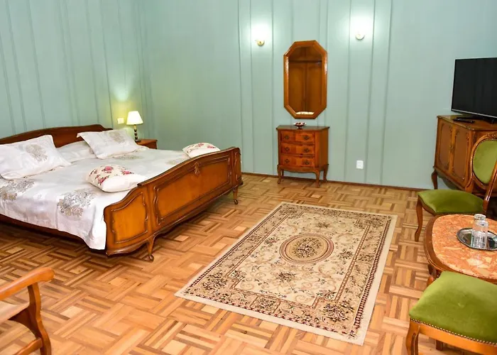 Former Ceausescu's Vila Crizantema