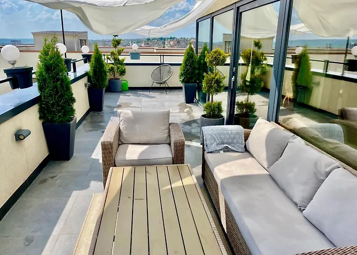 Penthouse Exclusive View,