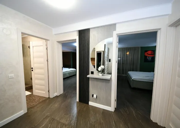 FLY - Regim Hotelier Galati