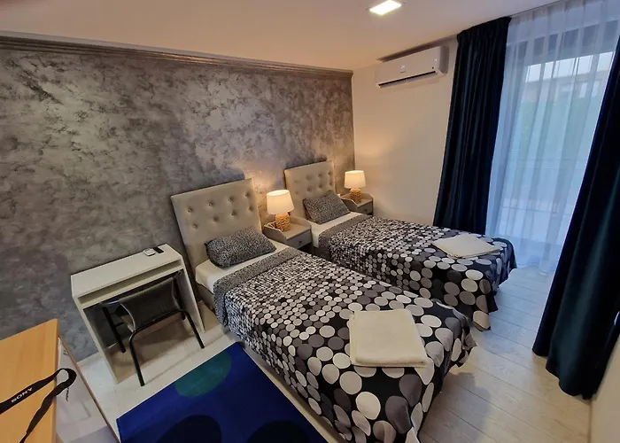 Alex Residence