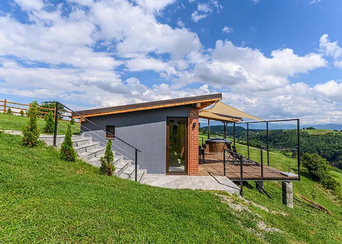 Green Hill Panoramic