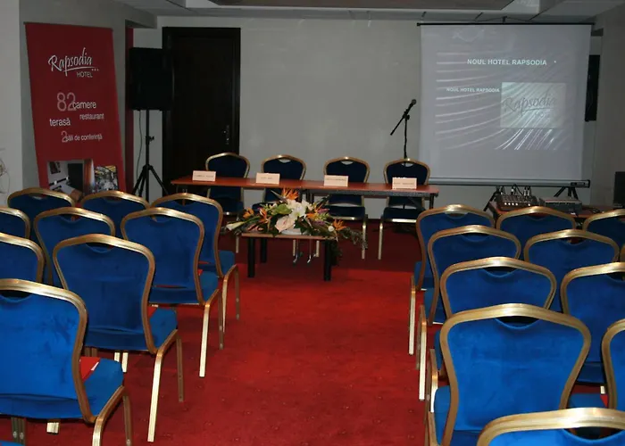 Hotel Rapsodia City Center