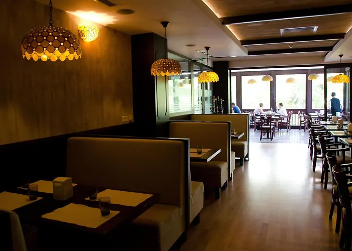 Hotel Miraj