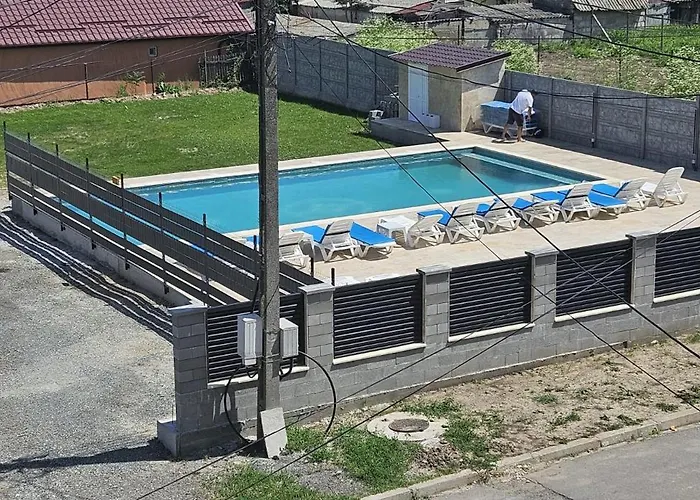 Vila Cata Costineşti, România