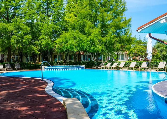 Steaua Apelor Family Resort Nufaru, România