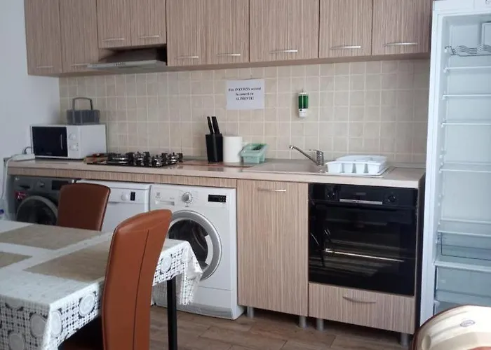 Villa 3 papuci Constanţa, România