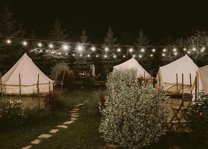 Valea Doftanei Glamping Hotel Teşila, România