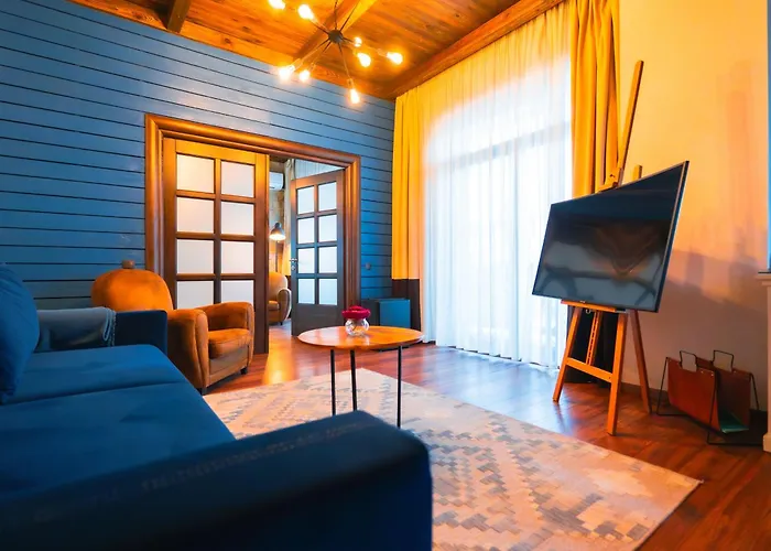 Kaban Boutique Hotel - 5Star Central Villa In Vatra Dornei