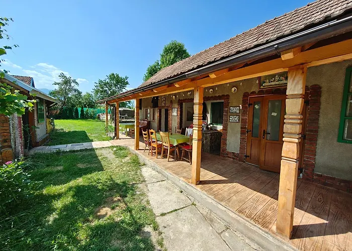 La Tataia Zahei Hotel Dragus, România