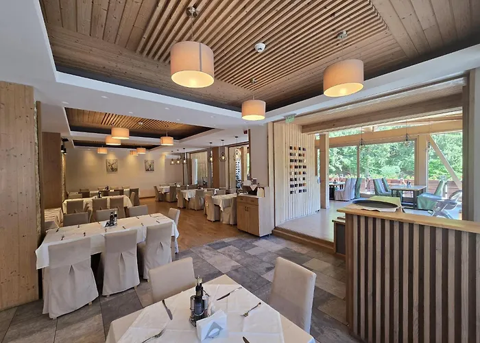 Monte Cervo Bio Hotel & Spa