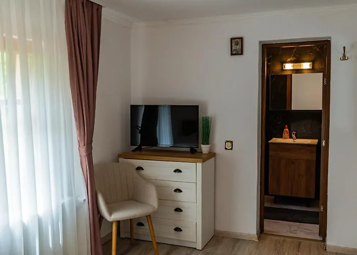 Pensiunea Laura Chiscau, România