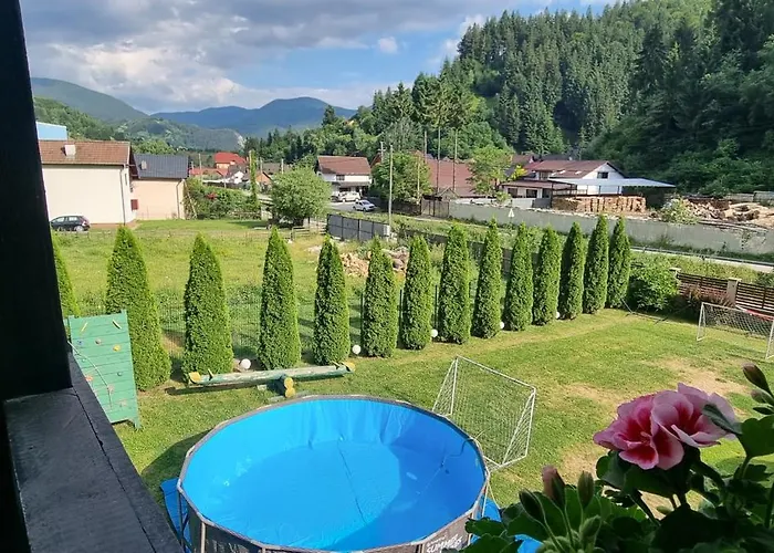 Casa Teodor Rucăr Casă de oaspeți