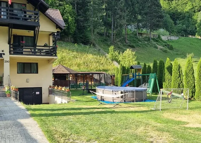 Casa Teodor Rucăr Casă de oaspeți