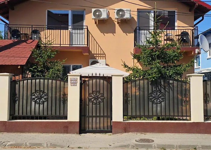 Casa Laur