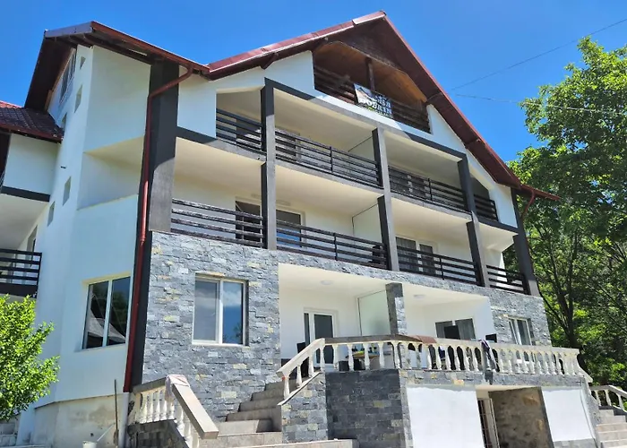 Casa Dobrin