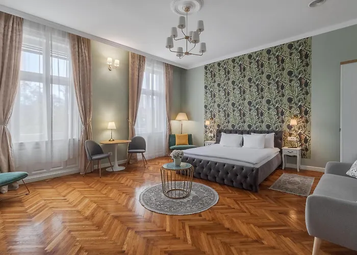 Central Park Rooms