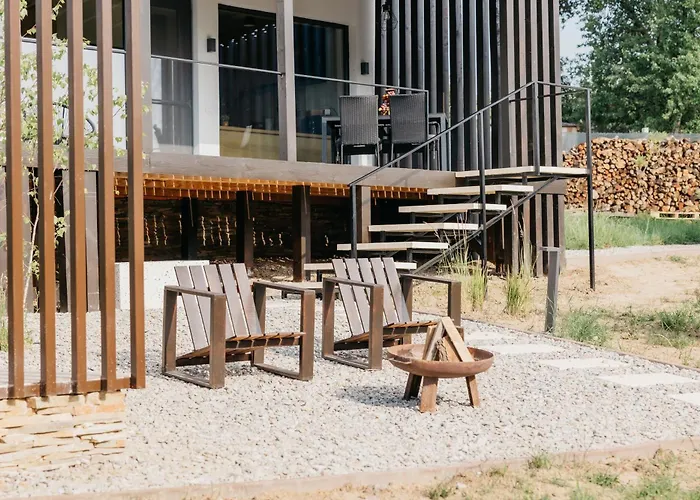 Transalpina Tiny House - Outdoor Jacuzzi