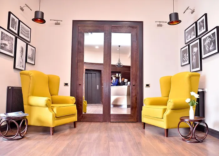 Hotel Capitolina City Chic