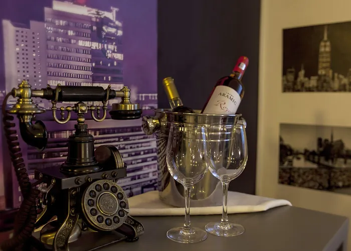 Ambra Boutique & Bistro