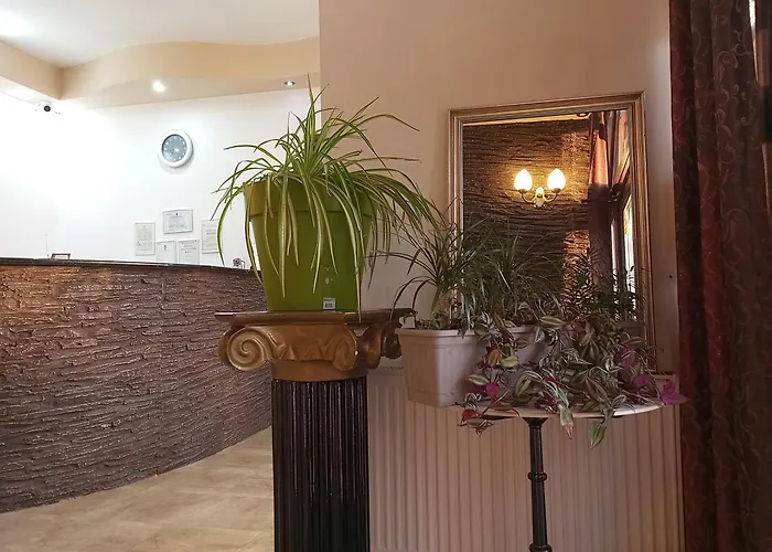Rhc Royal Hotel
