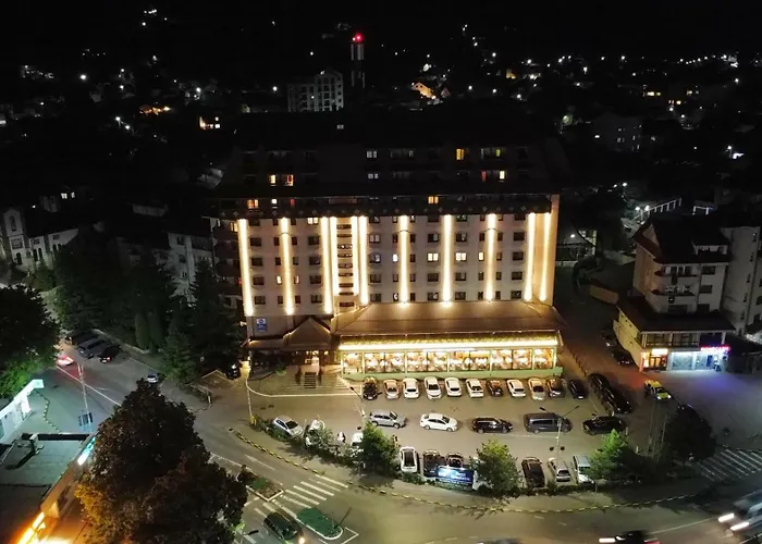 Western Bucovina Club De Munte