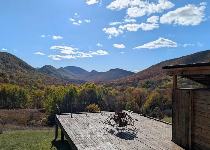 Hunters Glamping