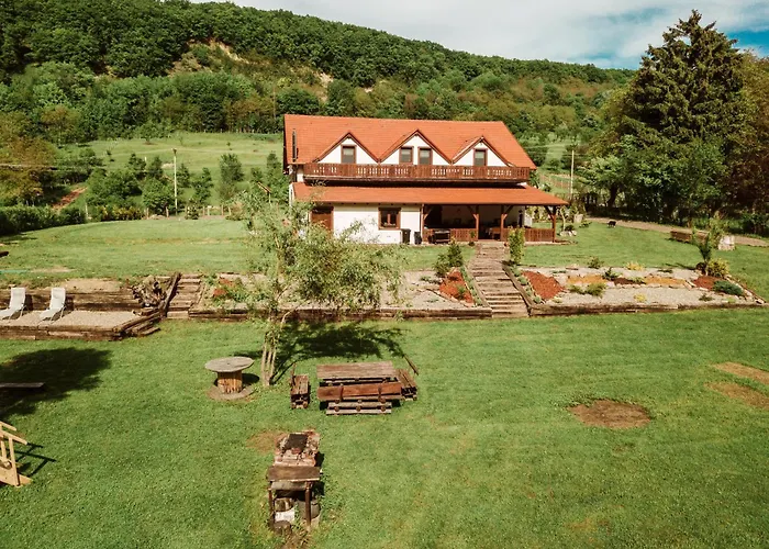 Casa Cu Prispa