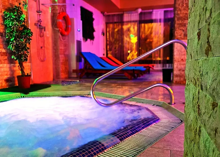 Portile Ocnei Hotel Târgu Ocna, România