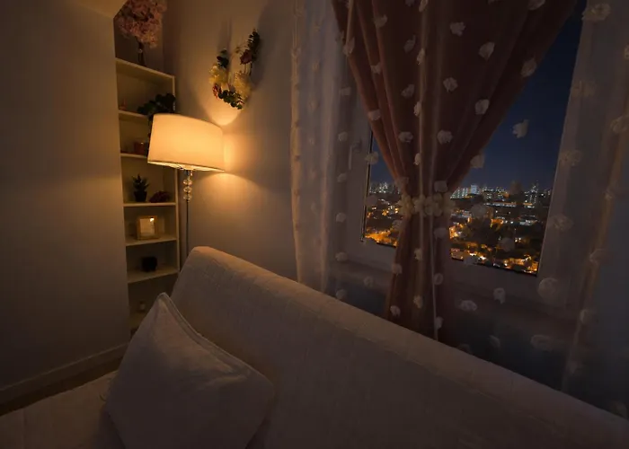 Central Apartment 84- Free Parking- Spital Recuperare Iasi, România