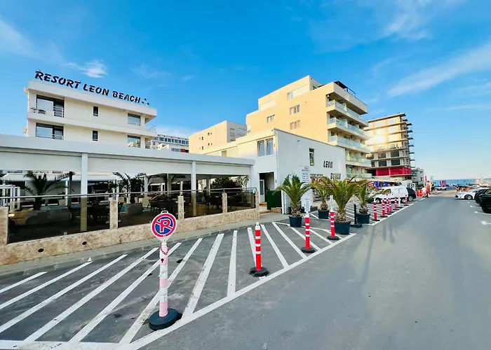 Resort Leon Beach