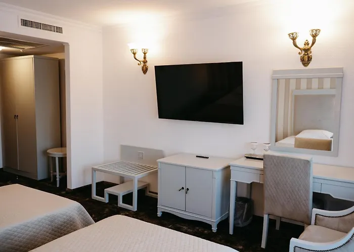 Hotel La Castel Iasi