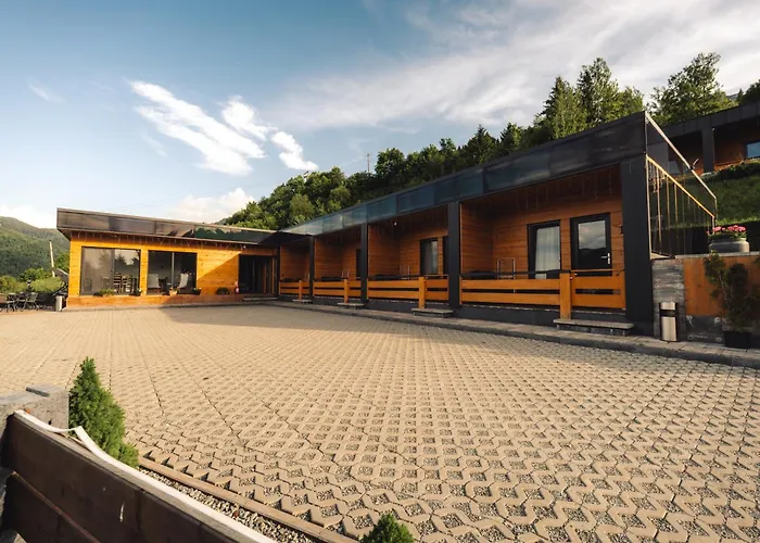 Panoramic Residence
