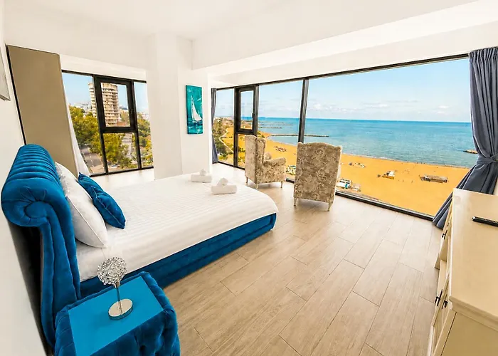Maritimo Aparthotel