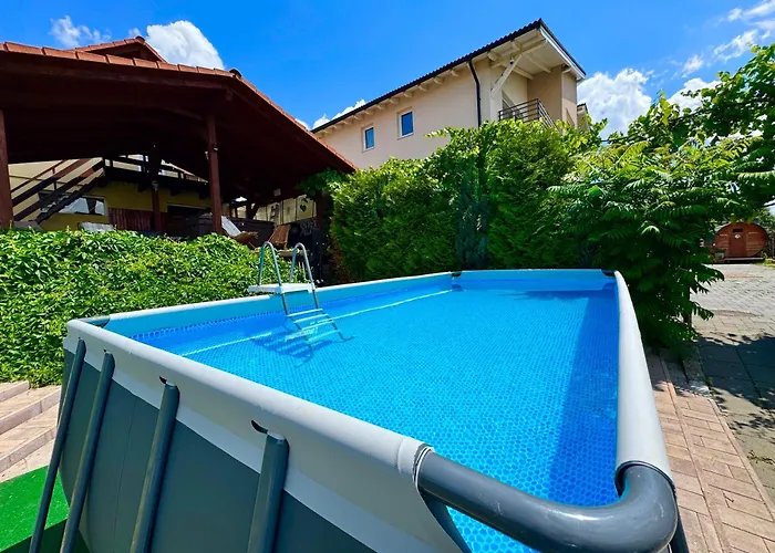 Pensiunea Carmen - Bikers Friendly Nest
