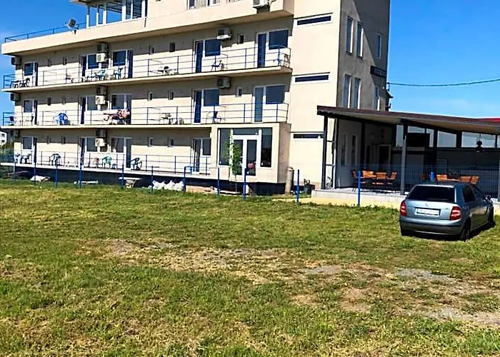 Autentic Boutikue