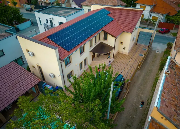 Casa Cu Nuc