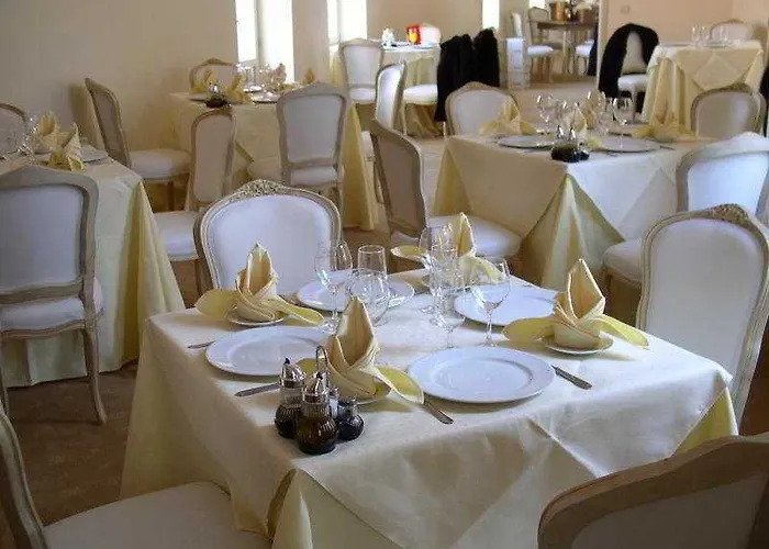 Hotel Vulturul Negru