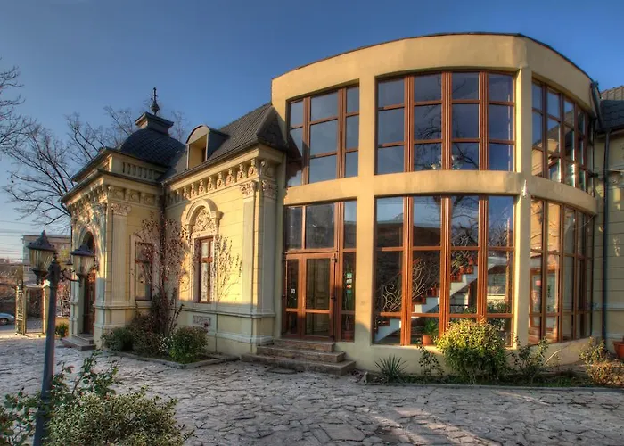 Hotel Restaurant Casa Cu Tei
