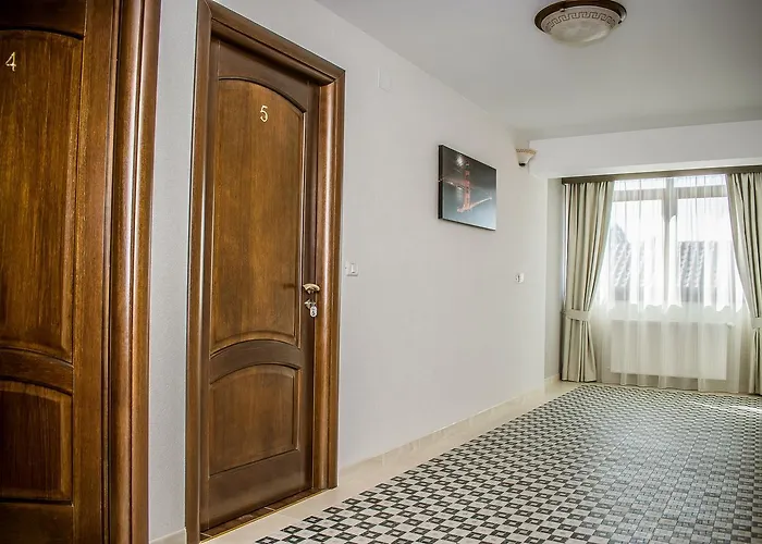 Domino Residence Zimandcuz, România