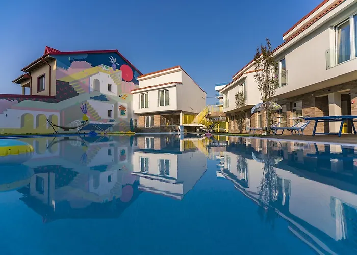 Nayino Resort Hotel